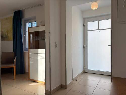 Eingangsbereich, Flur - Etagenwohnung mit 58,00 m&sup2; in Mönchgut zum Kaufen