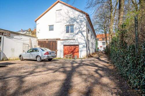 Aussenansicht - Mehrfamilienhaus, Wohnhaus mit 151,00 m² in Bremen zum Kaufen