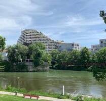 Neu sanierte und gut vermietete Büroeinheit!! - Neu-Ulm Stadtmitte