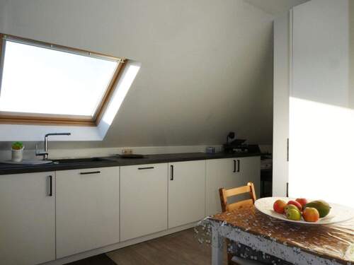 Küche mit moderner EBK - 