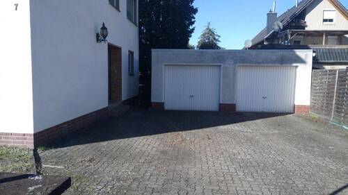 Garagen - 1 Zimmer Doppelhaushälfte in Langenhagen