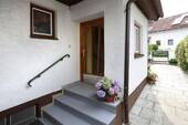 Hauseingang - Einfamilienhaus mit 144,00 m² in Isen zum Kaufen