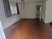 Wohn-/Esszimmer - 