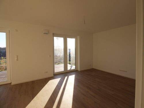 Wohnbereich mit Terrassenzugang - 