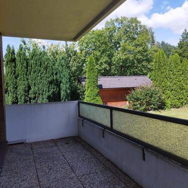 Balkon zum Garten - 6 Zimmer Doppelhaushälfte in Hamburg-Rahlstedt