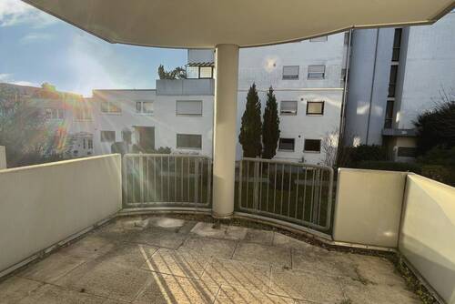 Blick vom Balkon - Etagenwohnung mit 62,00 m² in Stuttgart zum Kaufen