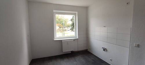 Beispiel Küche mit Fenster - Nachmieter gesucht... - 298,00 EUR Kaltmiete, ca.  34,20 m² Wohnfläche