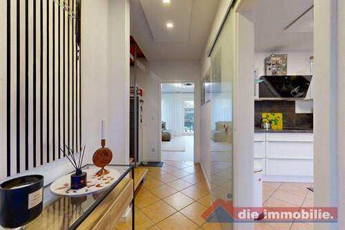 einladende Diele mit Stil - 5 Zimmer Reihenendhaus in Magdeburg