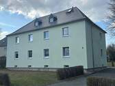 Fassade - 2 Zimmer Etagenwohnung zur Miete in Netzschkau