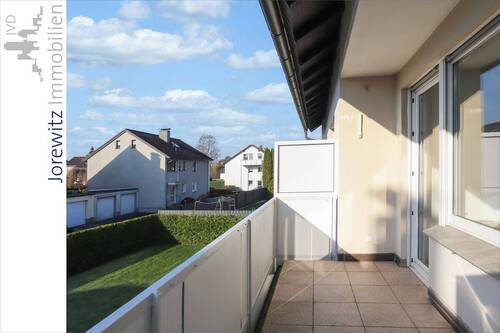 002 - Balkon - 3 Zimmer Etagenwohnung zur Miete in Bielefeld