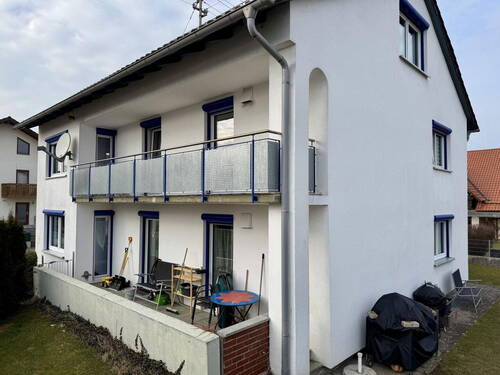 Hausansicht Süd - Attraktives Mehrfamilienhaus in zentraler Lage von Westerheim