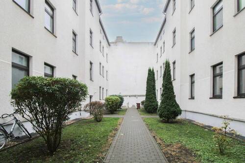 Innenhof - 2 Zimmer Etagenwohnung in Magdeburg