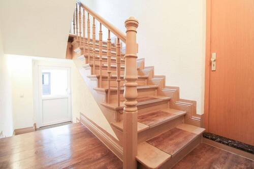 Treppenhaus Seitenhaus - 