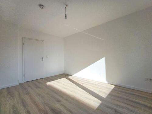 20250408_095300 - 2 Zimmer Etagenwohnung zur Miete in Minden