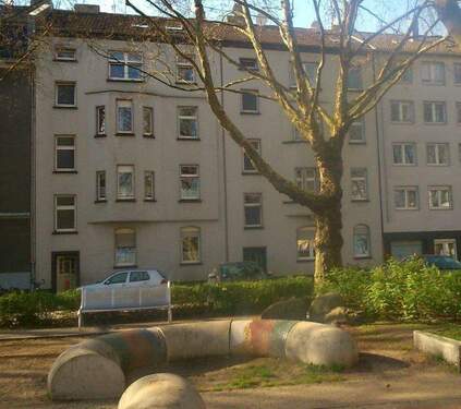 Außenansicht - Großzügiges Mehrfamilienhaus in Oberhausen
