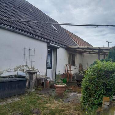 Rückseite mit Terrasse - 