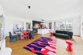 Wohnzimmer - Barrierefreies Wohnglück: Hochwertige 3-Zimmer-Wohnung mit Terrasse und Garten direkt am Kurpark