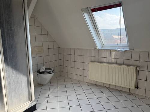 Dachgeschosswohnung Bad - 