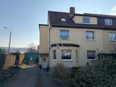 Straßenansicht - 8 Zimmer Mehrfamilienhaus, Wohnhaus zum Kaufen in Erfurt