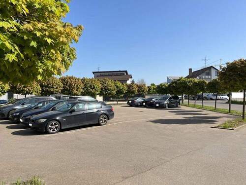 Stellplätze - 8 Zimmer Büro in Weißenhorn