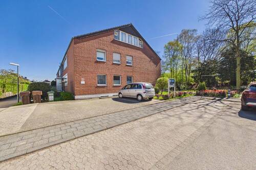 Straßenansicht - Mehrfamilienhaus, Wohnhaus zum Kaufen in Dormagen