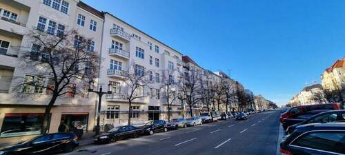 Fassade - 3 Zimmer Etagenwohnung zum Kaufen in Berlin