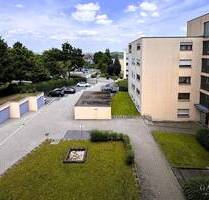 SOFORT FREI -- 3,5 Zimmer-Wohnung mit Balkon und Autostellplatz! - Untereisesheim