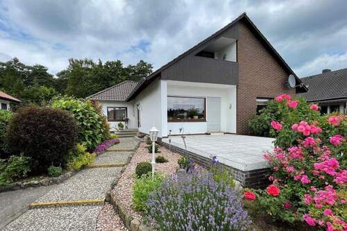 Ansicht Süd - 5 Zimmer Einfamilienhaus zum Kaufen in Rehburg-Loccum