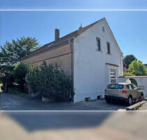 Charmantes Zweifamilienhaus mit Geschichte und moderner Ausstattung in Voerde