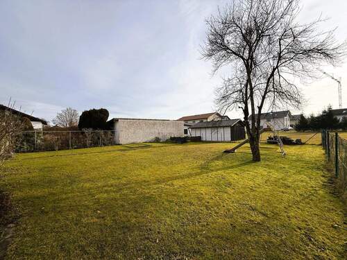 Garten Blick Richung Süden - Einfamilienhaus mit 183,00 m&sup2; in Bruckmühl zum Kaufen