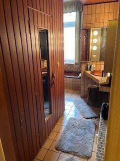 W3, EG: Sauna - 