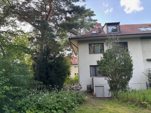 Gartenansicht mit Mansarde - Doppelhaushälfte mit 124,50 m² in Berlin zum Kaufen
