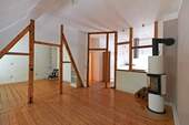 Wohnbereich - Holsterhausener Charmeur :) Zauberhafte Altbau-Maisonette-Wohnung mit Dachterrasse & Kamin