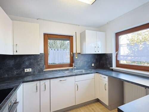 Separate, moderne Küche - 