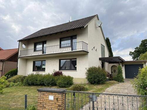Bild1 - Einziehen und Wohlfühlen - gepflegtes Einfamilienhaus mit großem Gartengrundstück in idyllischer Lage von Kalletal