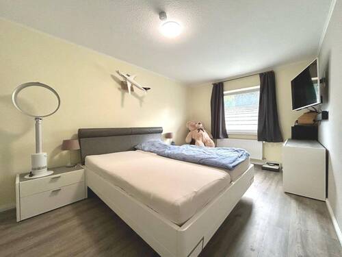 Ein heller Raum ohne Schnickschnack - 