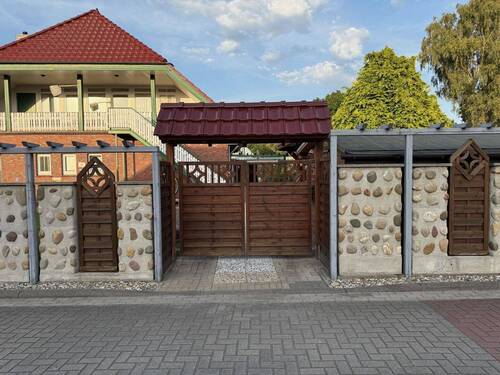 Separater Eingang - Einfamilienhaus mit 201,00 m&sup2; in Jever zum Kaufen