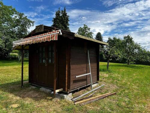 brandneue Gartenhütte - Grundstück zum Kaufen in Baden-Baden