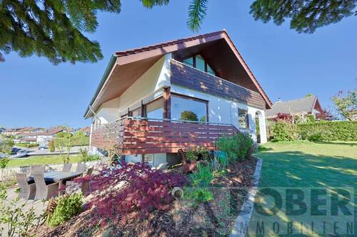 Garten und untere Terrasse - 