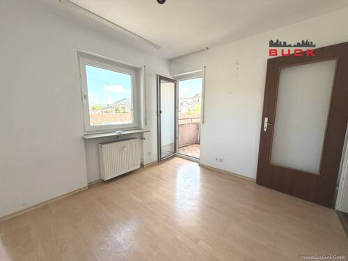 Zimmer mit Zugang zum Balkon - 