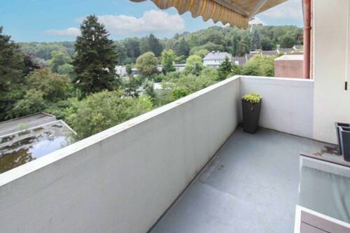 Balkon - 4 Zimmer Etagenwohnung in Wuppertal