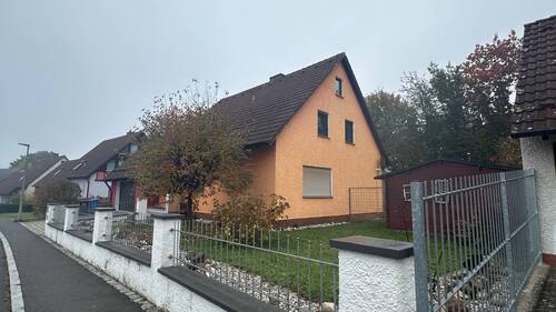 Seitenansicht - 6 Zimmer Einfamilienhaus in Eschenbach i.d.OPf.
