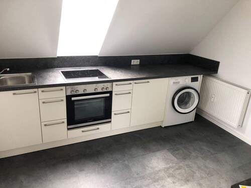 TOP Einbauküche - 2 Zimmer Etagenwohnung zur Miete in Nürnberg - Gebersdorf