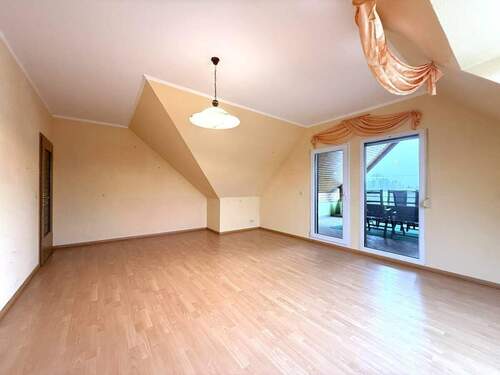 Hobbyzimmer Dachgeschoss - 