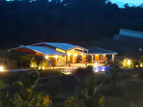 Bild 2 - 5 Zimmer Mehrfamilienhaus, Wohnhaus zum Kaufen in Playa Naranjo