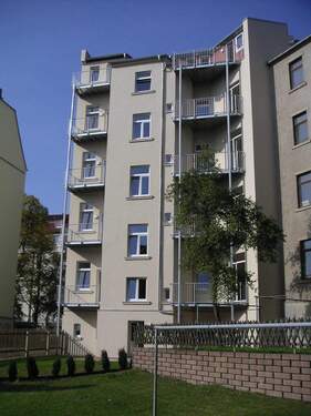 Hofansicht - Etagenwohnung mit 89,50 m&sup2; in Plauen zur Miete