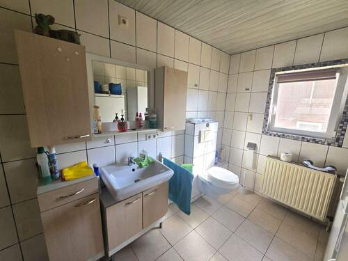 Bad Erdgeschoss - 