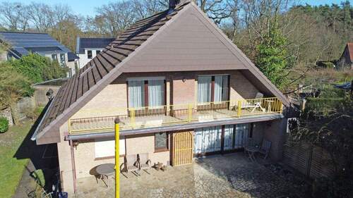 Drohnenaufnahme Rückansicht - 