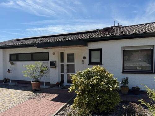 AußenTitel.jpg - Viel Platz für die Familie - 329.500,00&nbsp;EUR Kaufpreis, ca.&nbsp; 189,10&nbsp;m&sup2;&nbsp;Wohnfl&auml;che