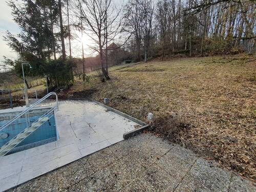 Pool 4 - 